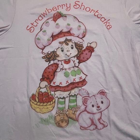 Strawberry Shortcake Pink Graphic Tee XXL Vintage Style Cartoon Retro Kawaii - Picture 3 of 6